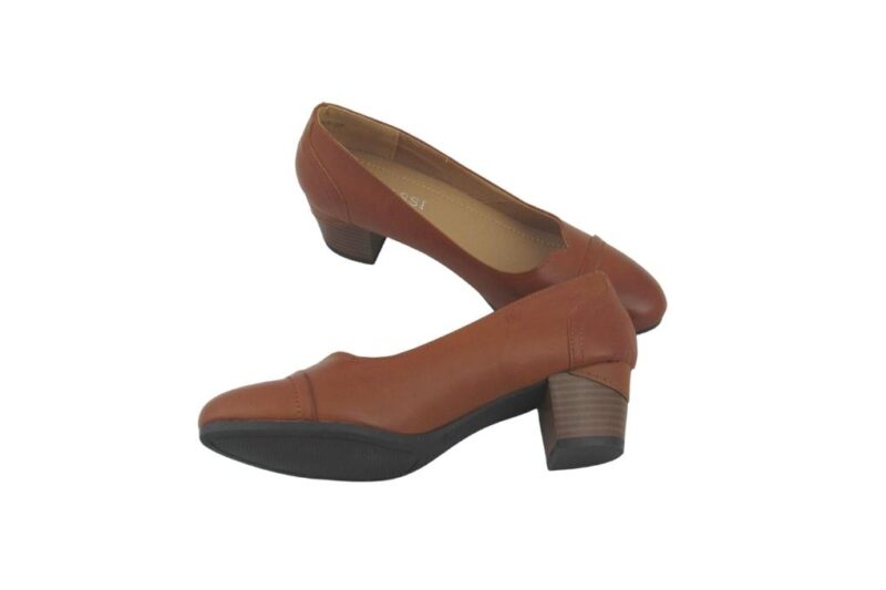Famous Shoes Γόβες με Χοντρό Μεσαίο Τακούνι Καφέ-QP71-7063-BROWN